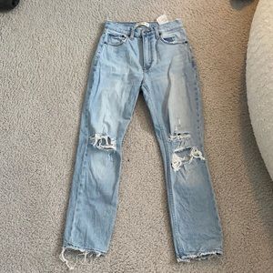 Abercrombie light washed Jeans